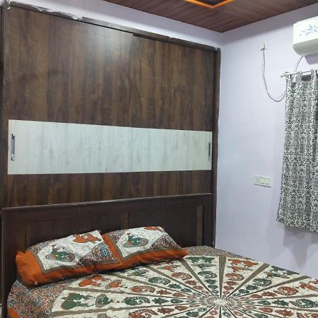 Sri Gowri Residency Vila Hyderabad Exterior foto