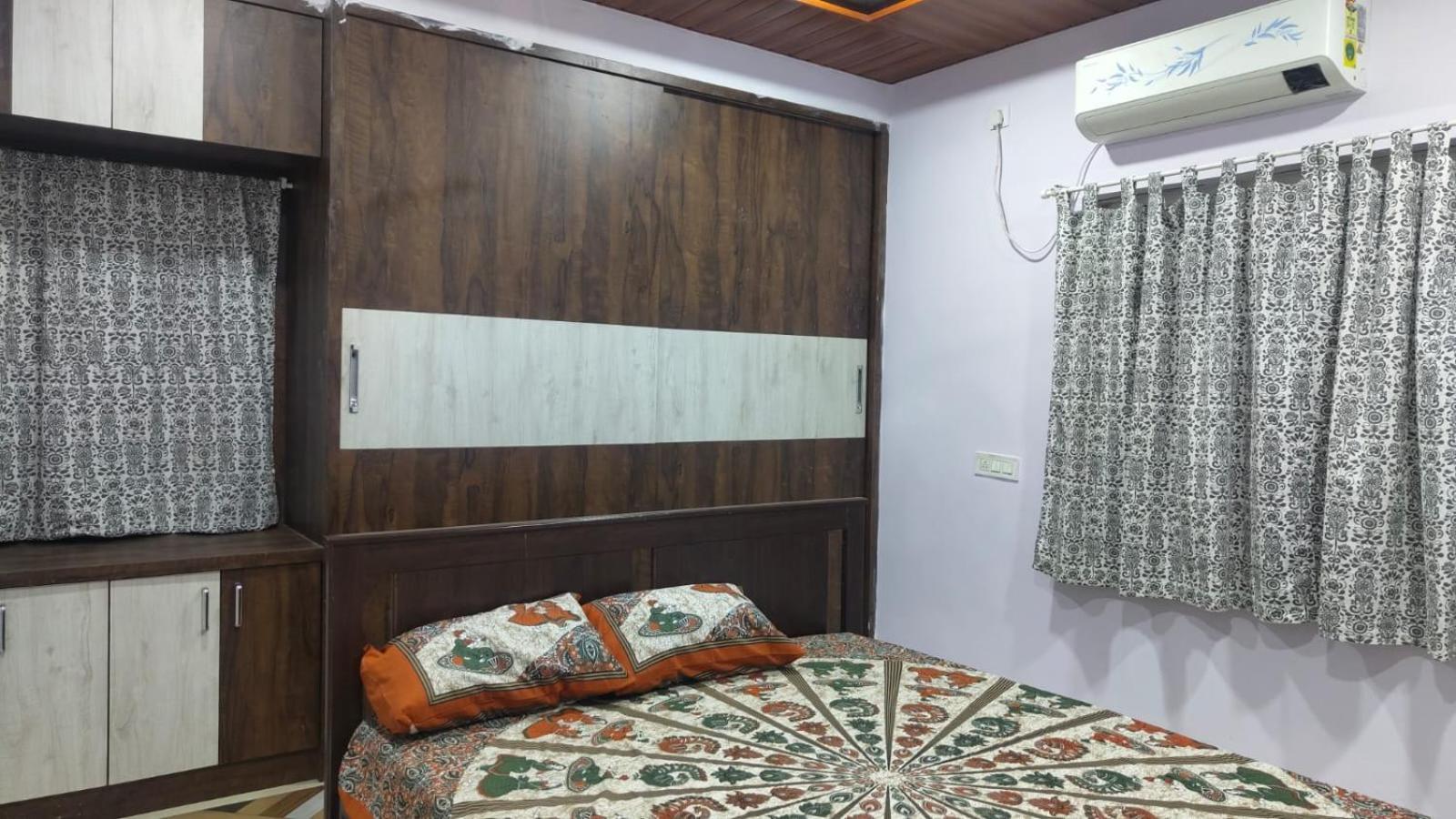 Sri Gowri Residency Vila Hyderabad Exterior foto