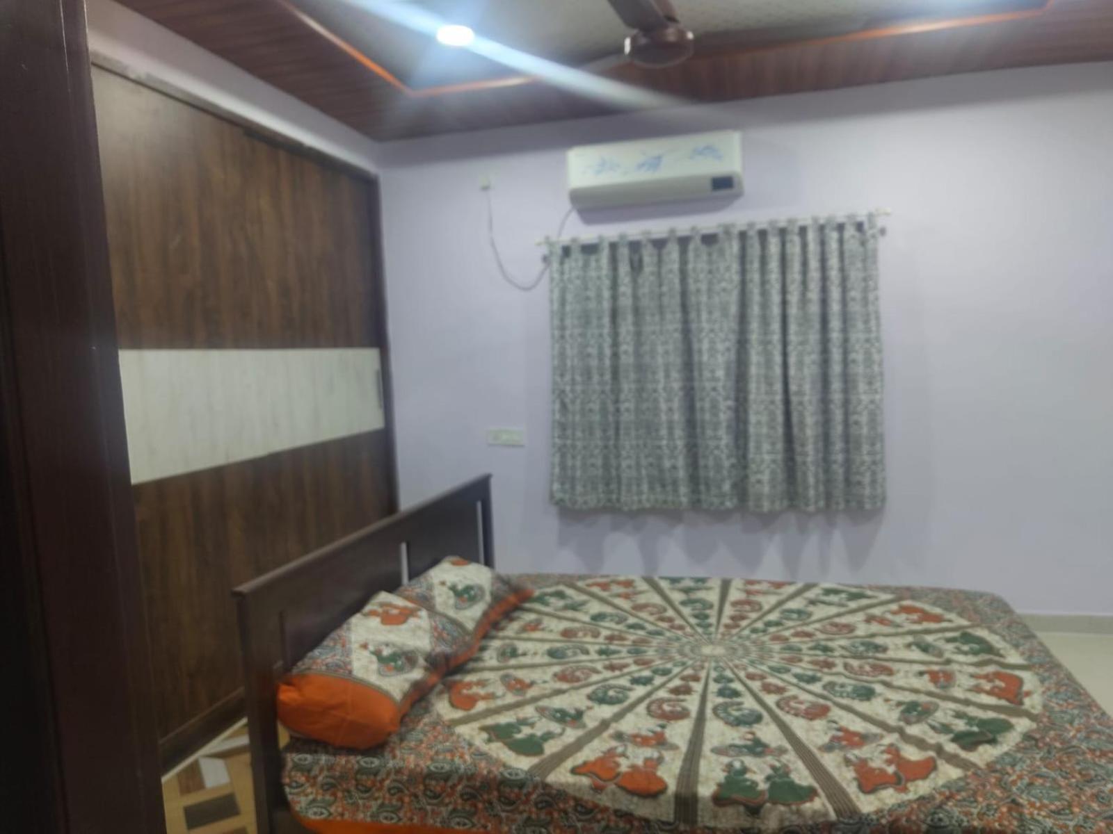 Sri Gowri Residency Vila Hyderabad Exterior foto